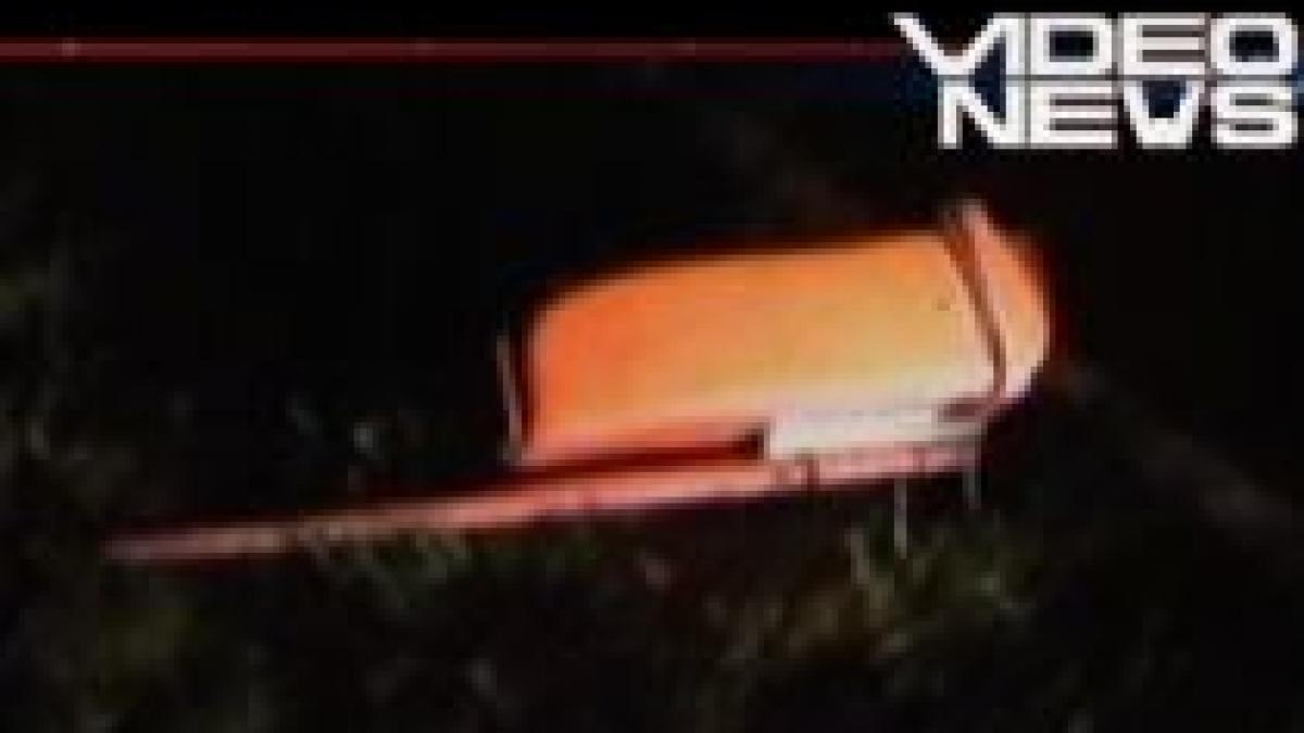 trei tineri au vandalizat un cartier din galati video