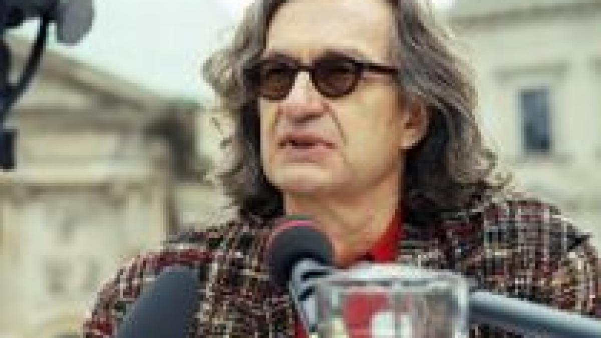 regizorul wim wenders a primit premiul pentru intreaga cariera la tiff