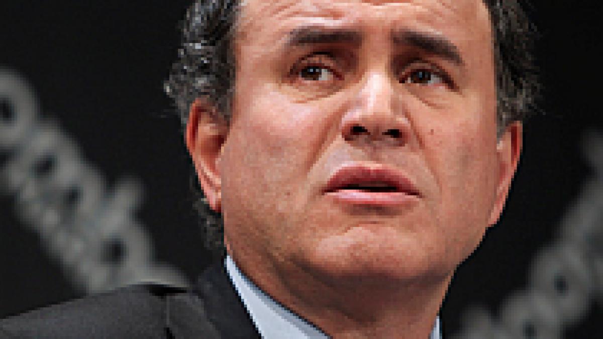 roubini deprecierea treptata a monedei unice ar putea salva zona euro