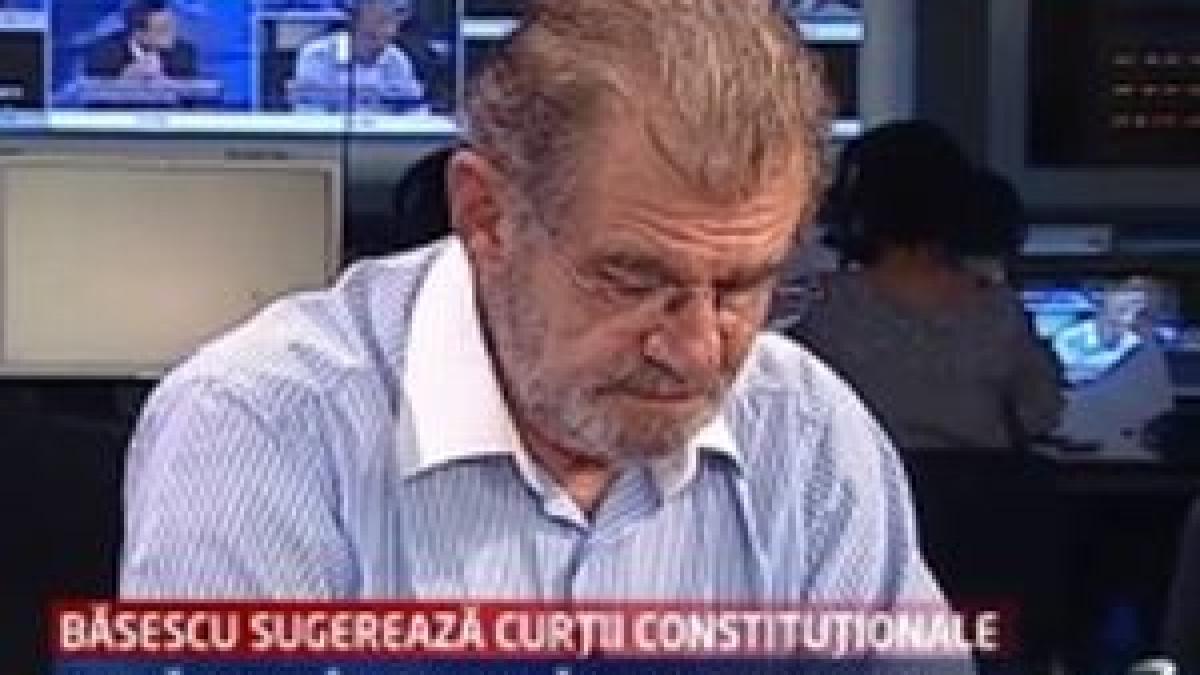 sinteza zilei basescu sugereaza curtii constitutionale cum sa voteze in privinta taierii de pensii