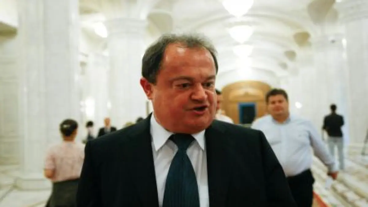 blaga scapat de o grija firma ginerelui renunta la contractul cu statul