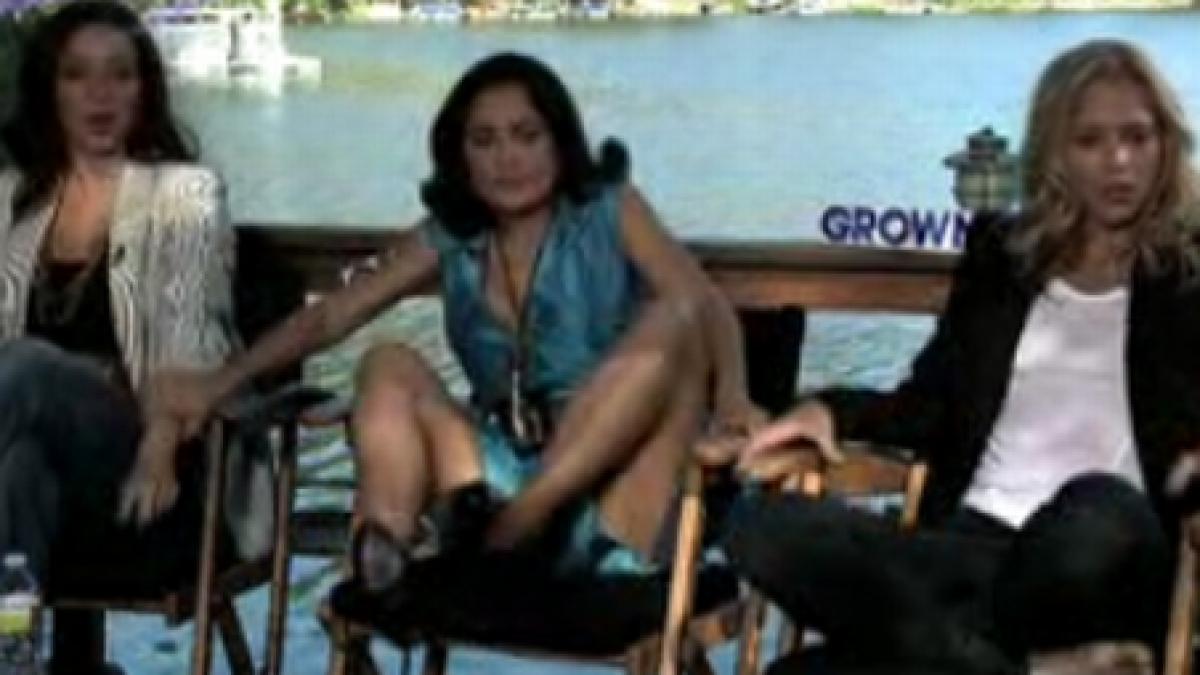 salma heyek criza de isterie in direct s a speriat de un sarpe video