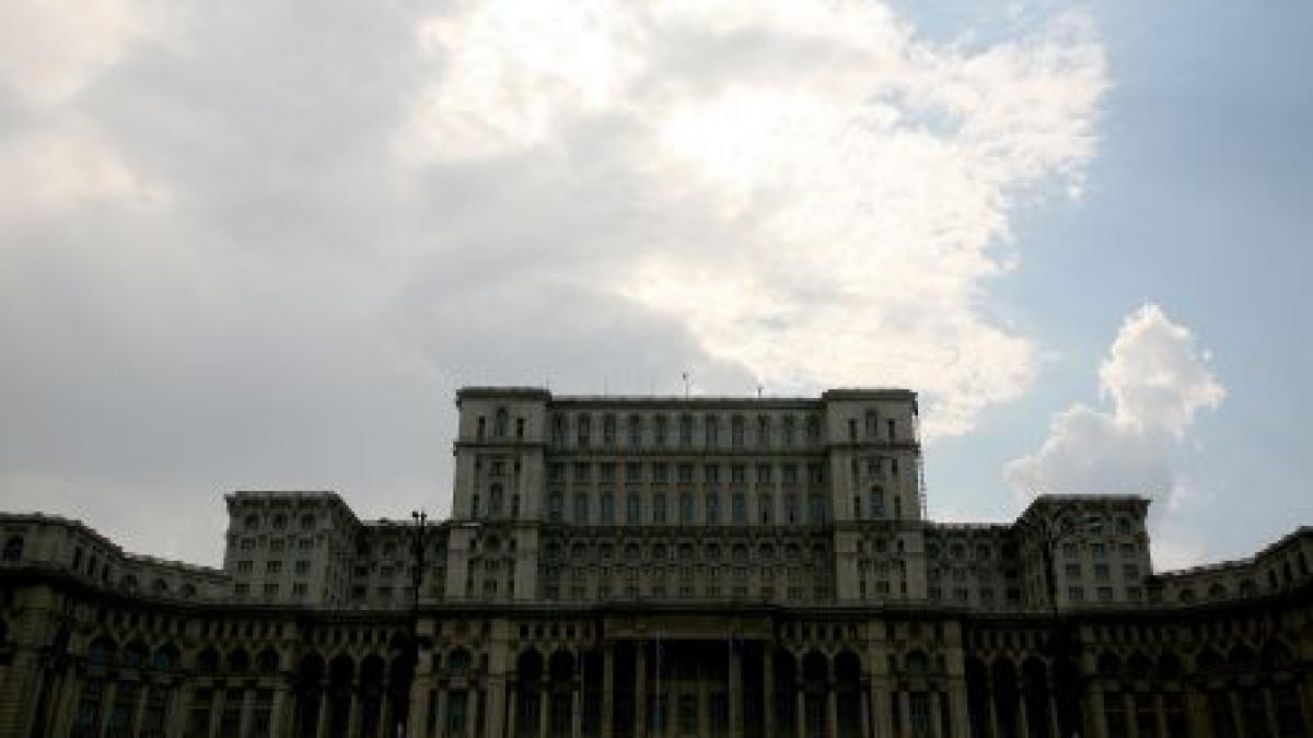 toaletele din casa poporului inchise pentru turisti