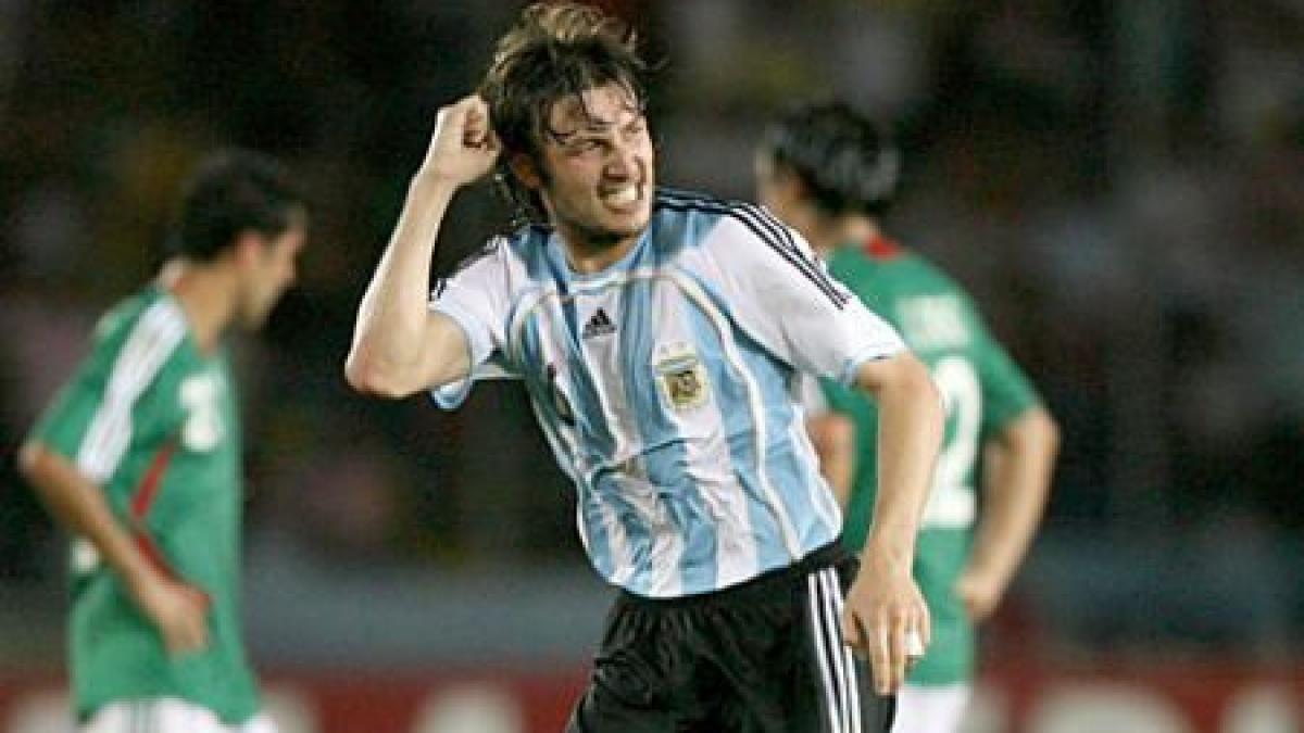 argentina nigeria 1 0 fundasul heinze aduce punctele intr o echipa cu messi tevez si higuain