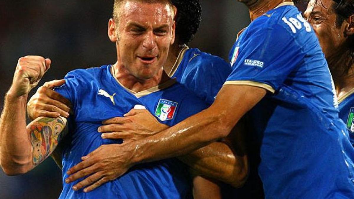 italia paraguay 1 1 campioana mondiala nu reuseste sa castige primul meci in africa de sud
