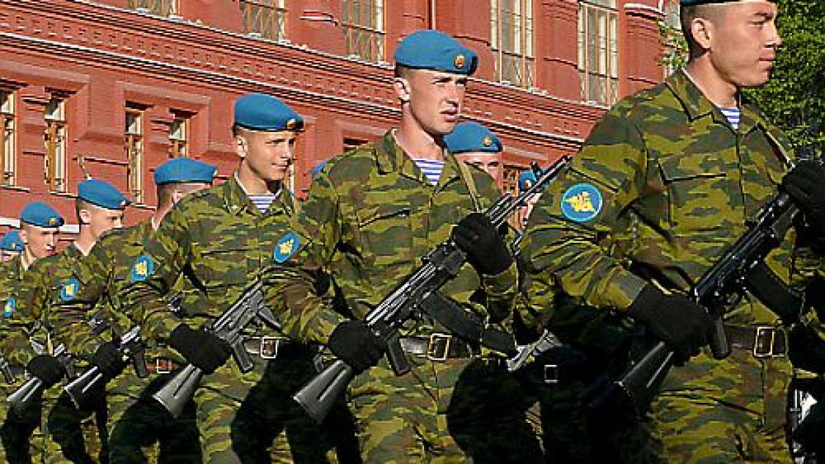 moscova trimite trupe in kirgizstan sa pazeasca bazele ruse