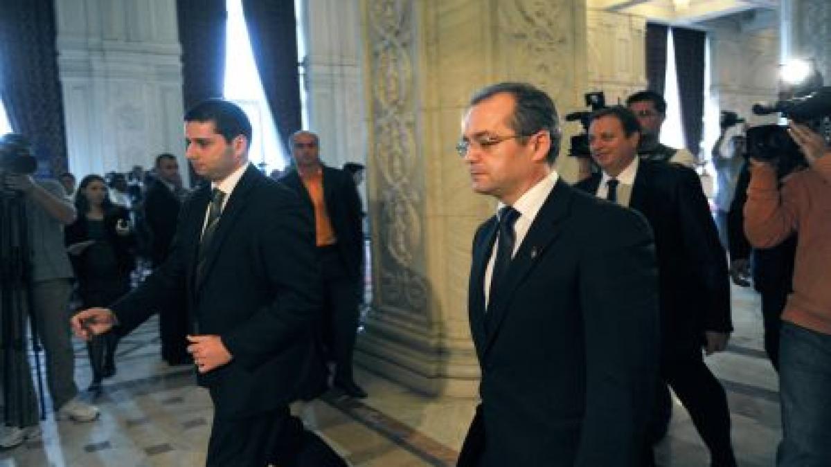 boc huiduit in plen acuza opozitia de plagiat in textul motiunii habar nu aveti pe ce lume traiti