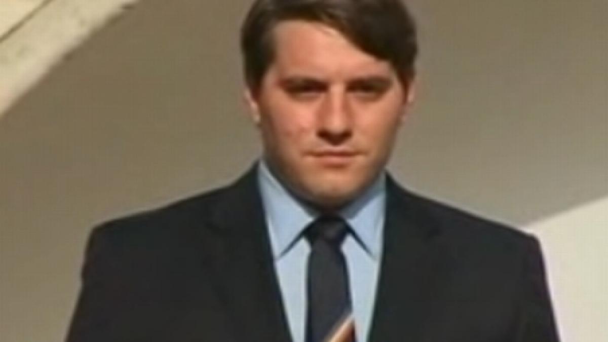 nepotul regelui mihai a devenit oficial principe al romaniei video