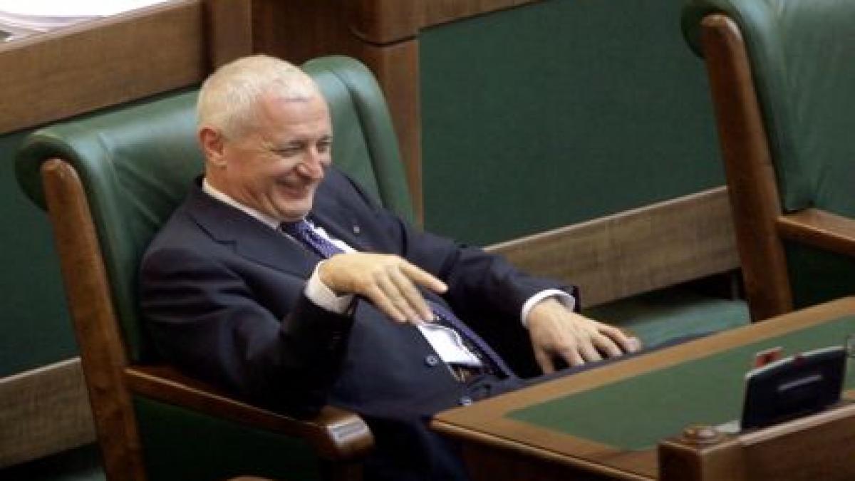 pe cine ar vrea frunda remaniat vladescu inflexibil seitan ministru nu prea bun dumitru critici