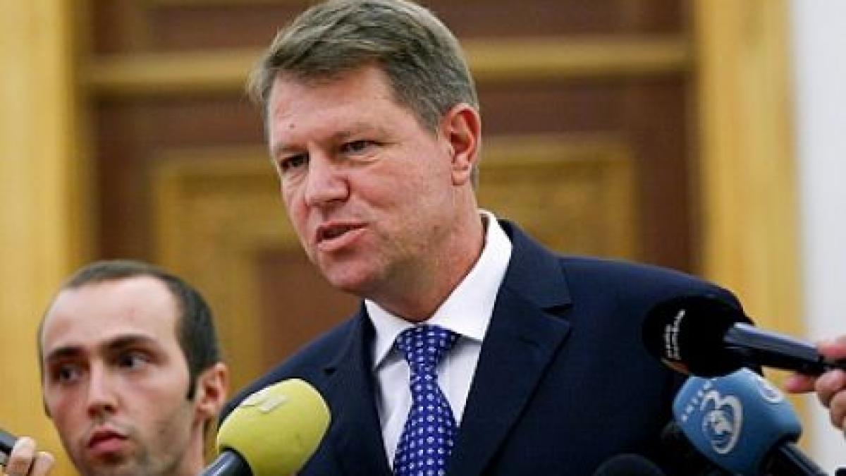 iohannis ar fi o naivitate sa credem ca aceste taieri salariale se refera numai la 2010