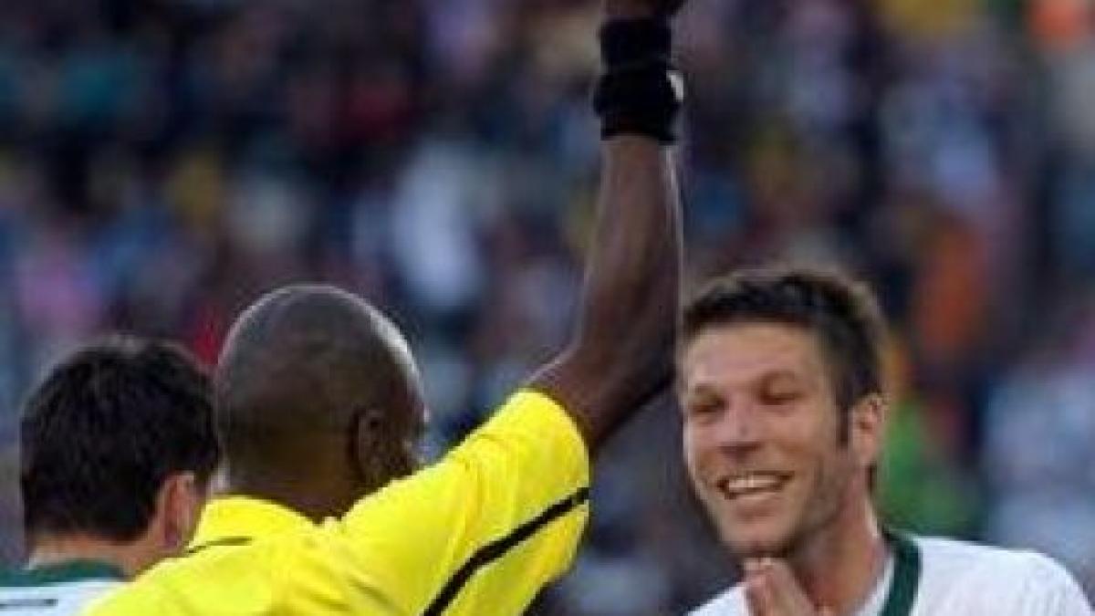 arbitrul care a negat victoria sua in fata sloveniei ar putea fi exclus de la cm 2010