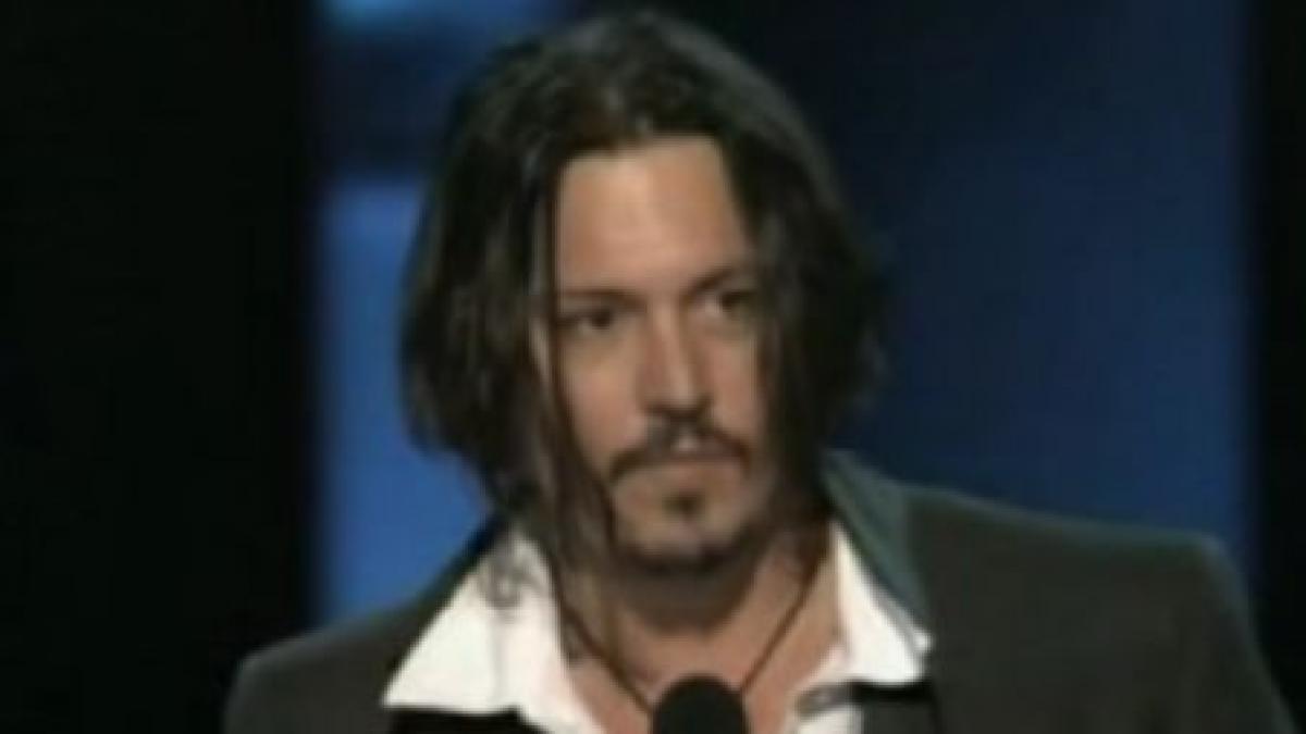 johnny depp isi lanseaza propria casa de discuri si cauta trupe noi pe piata britanica