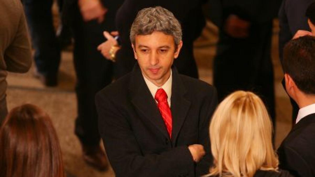 procurorii au cerut mandat de arestare pentru 29 de zile pe numele lui dan diaconescu video