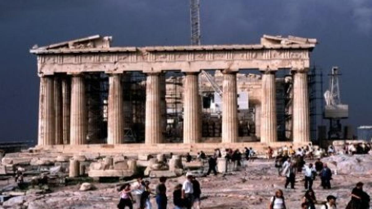 despagubiri pentru turistii din grecia care au probleme din cauza grevelor