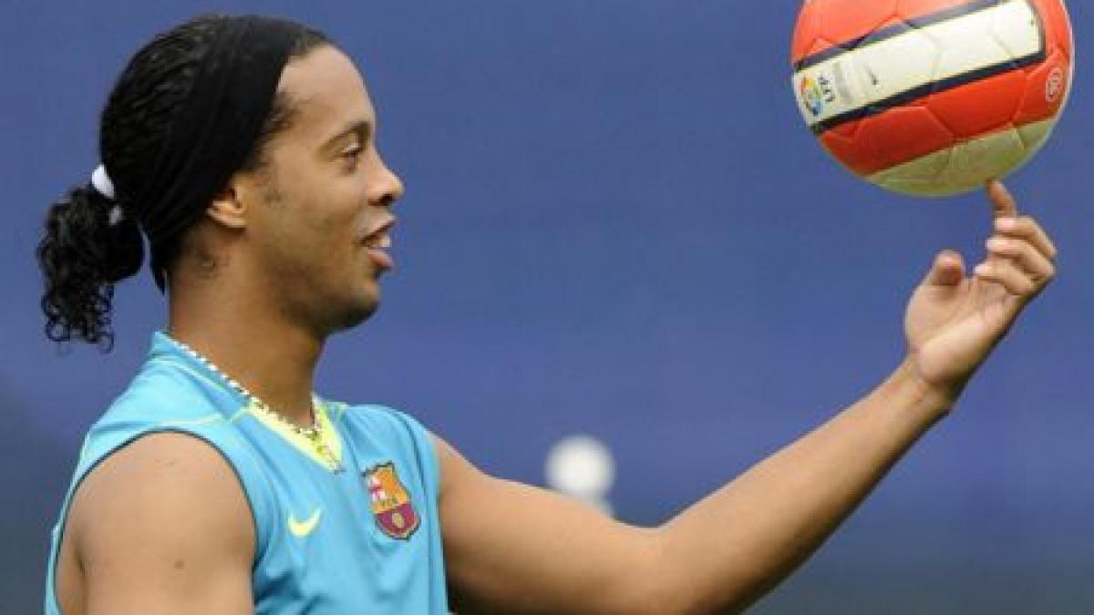 la galaxy cauta sa il transfere pe ronaldinho dupa reteta beckham