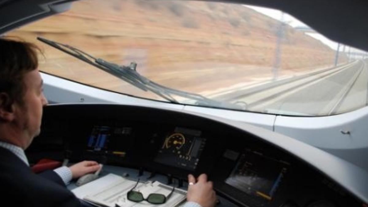 12 morti si 17 raniti in urma unui accident feroviar in apropiere de barcelona video