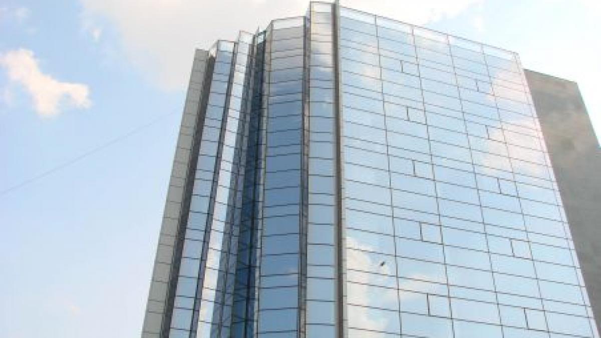 functionar arestat dupa ce a transferat ilegal 800 000 euro din contul unui client