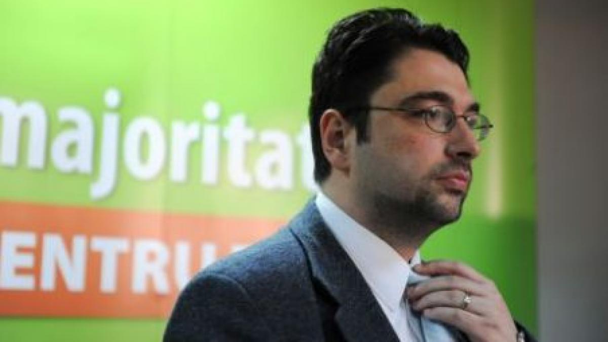 udrea ii lauda pe bancoschi si voinescu din echipa de prim vicepresedinti pdl ar trebui sa faca