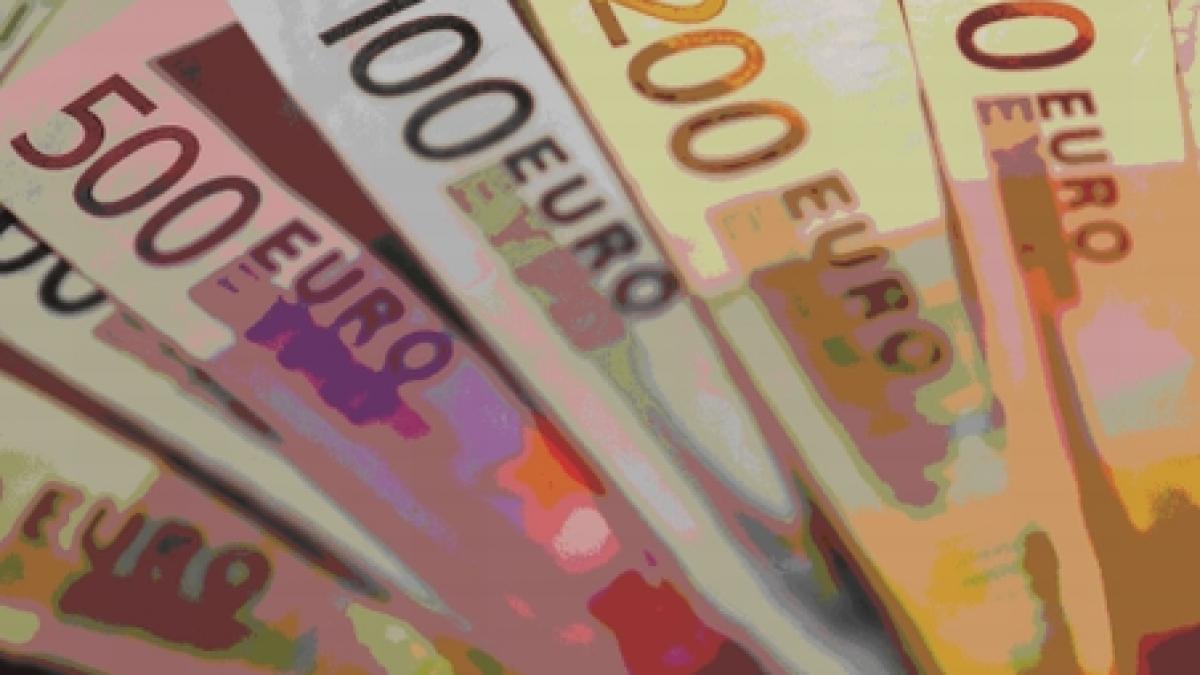 euro sare oficial de 4 28 lei si atinge maximul ultimelor sapte luni