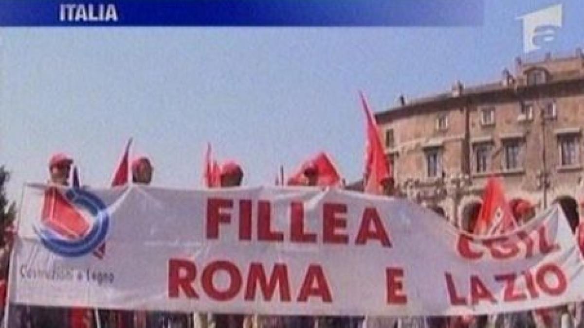 sute de mii de francezi si italieni au iesit in strada din cauza masurilor anti criza video