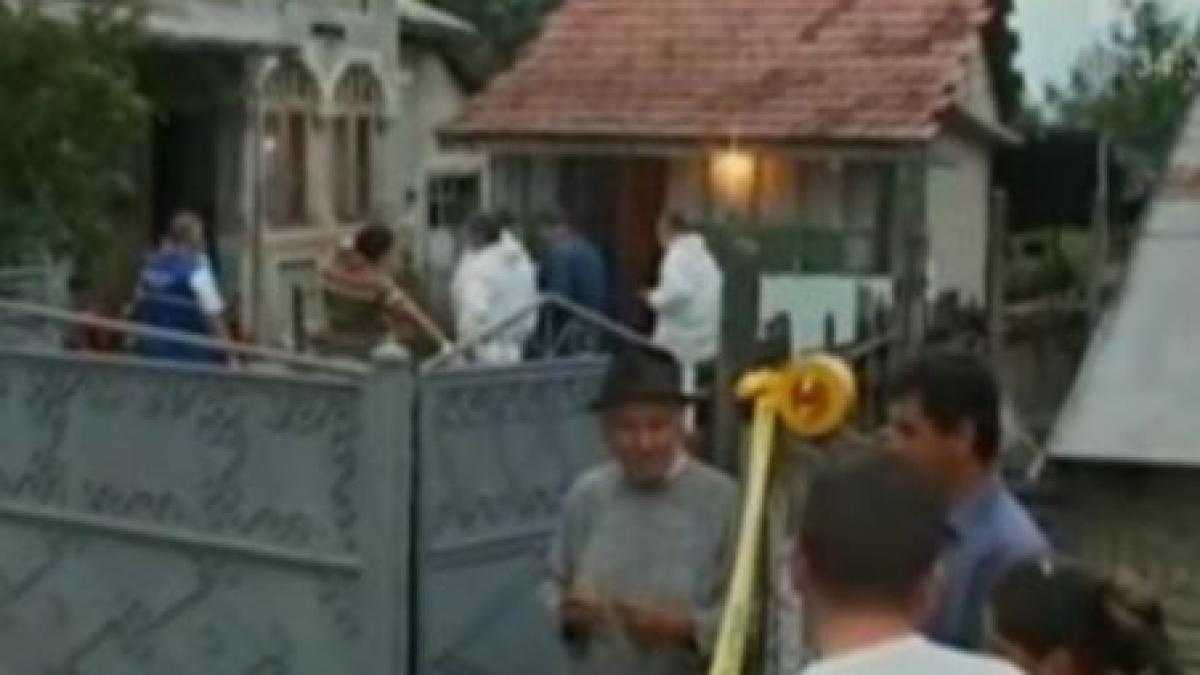 valcea un tanar si a omorat vecina cu mai multe lovituri de cutit video