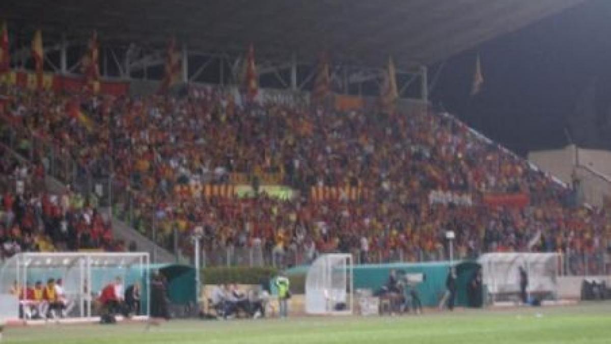 uefa amana primul meci din liga campionilor din cauza terenului prost