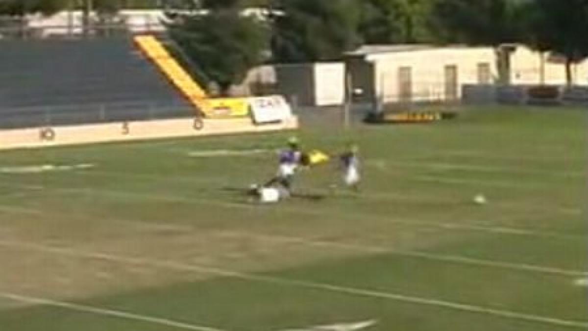 cel mai dur fault sanctionat doar cu cartonas galben video