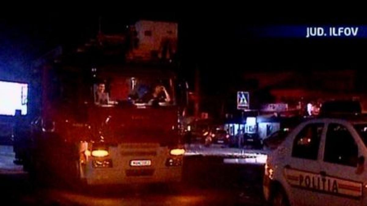 doi tineri au plonjat cu masina in lacul pantelimon video