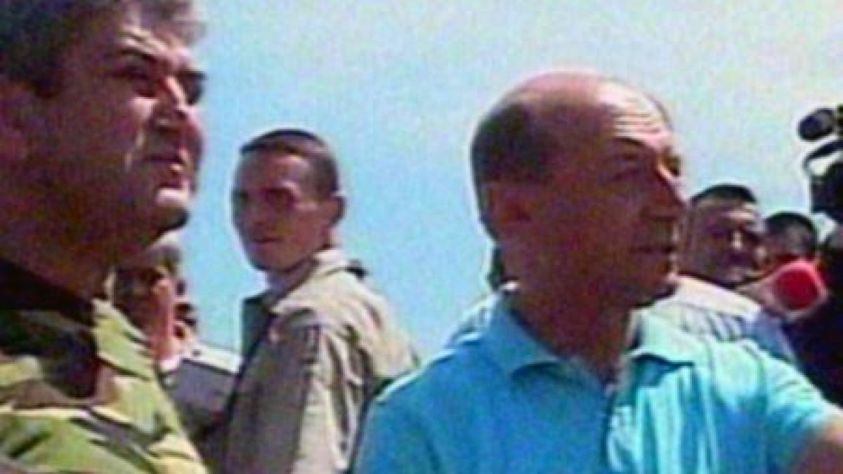 basescu adun debitul prutului cu al dunarii si al siretului si nu imi iese inundatie video