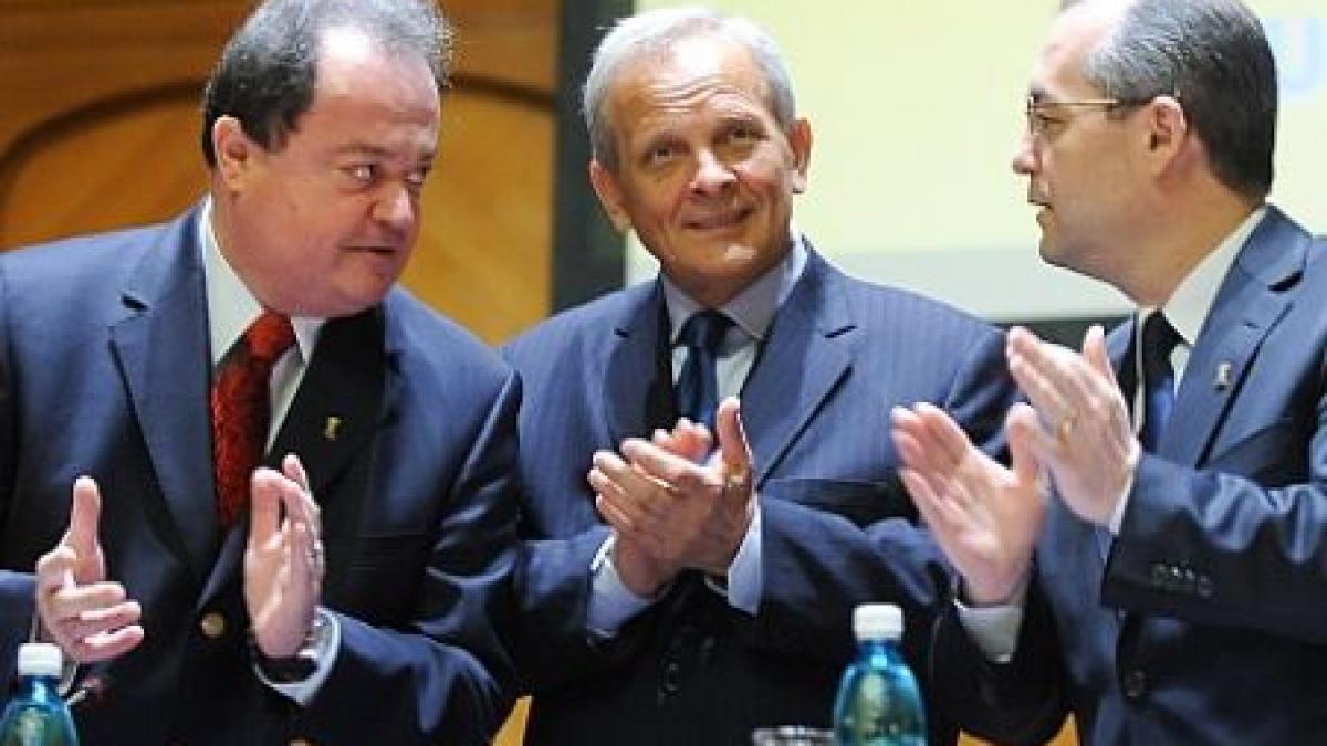 stolojan presa isi exprima zi si noapte dreptul de a critica guvernul si pe presedinte