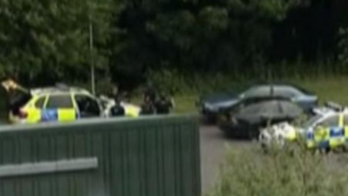 un ucigas din marea britanie a declarat razboi pana la moarte politiei video