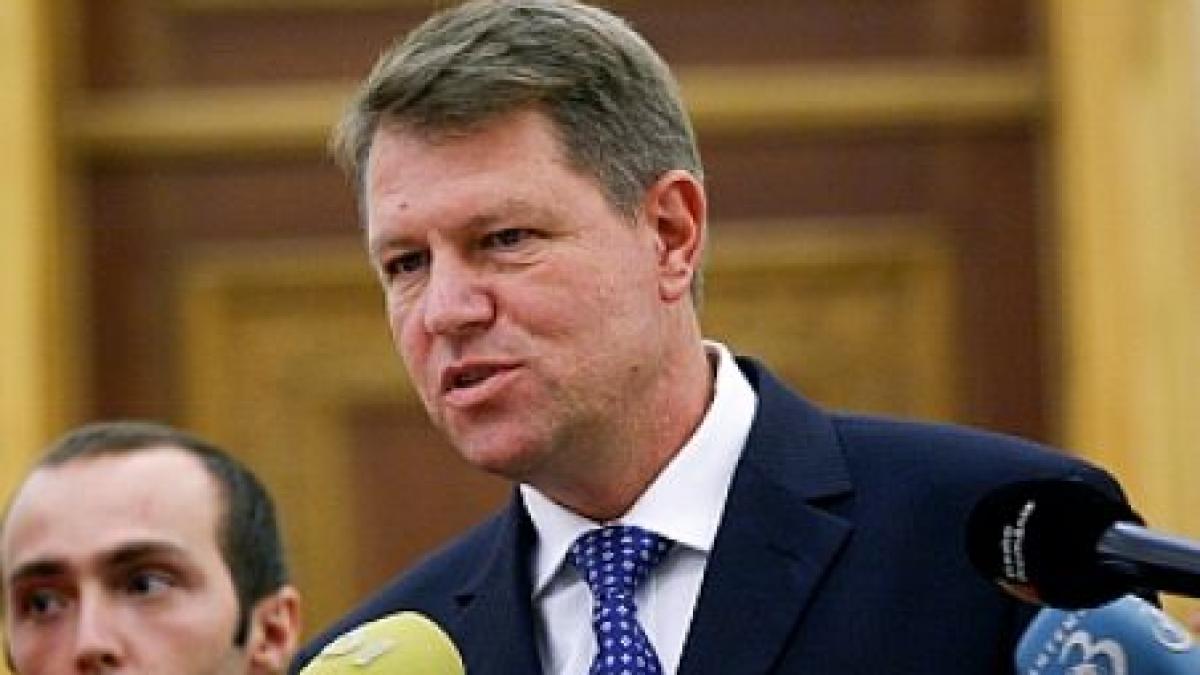 iohannis premierul emil boc este pur si simplu depasit de situatie