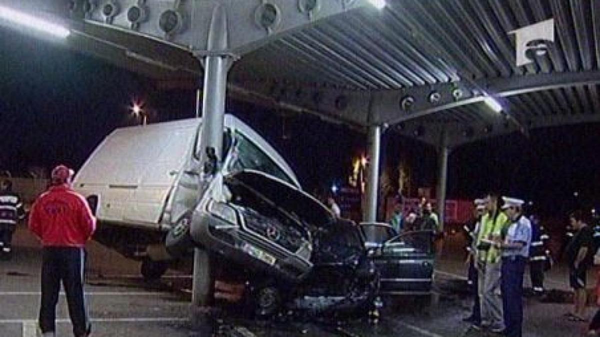 doi oameni au fost raniti in urma unui accident spectaculos in capitala video