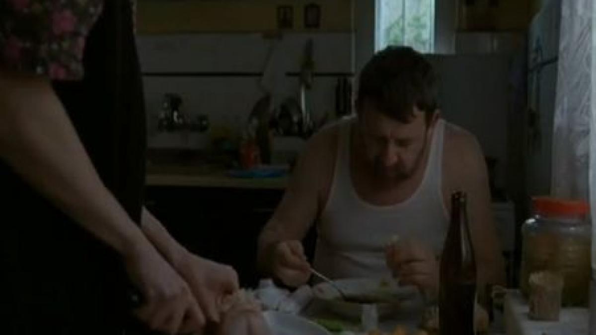 scurtmetrajul colivia de adrian sitaru marele premiu la festivalul vila do conde din portugalia