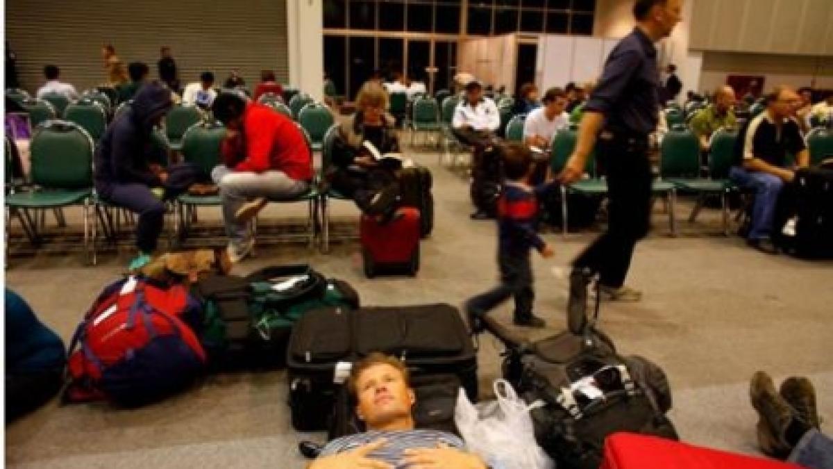 atentionare mae protestele din grecia continua cursele aeriene vor fi anulate