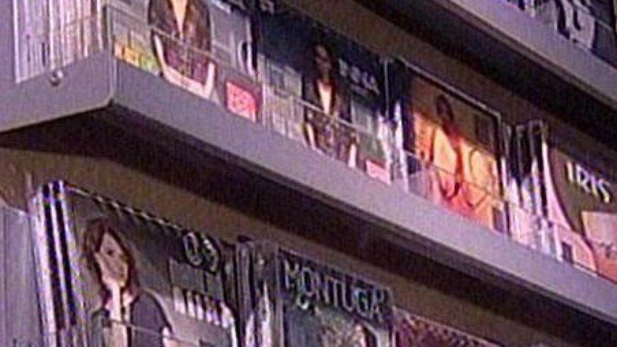 casele de discuri estimeaza o explozie a vanzarilor de albume ale madalinei manole video