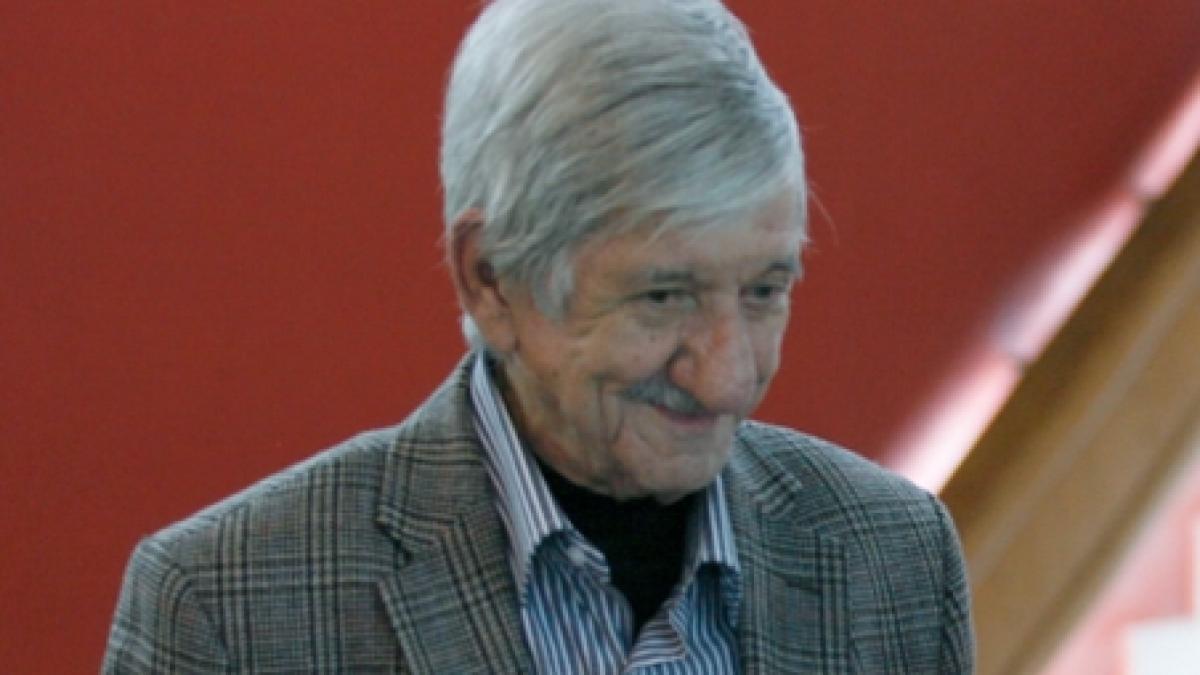 scriitorul mircea micu a murit la varsta de 73 de ani