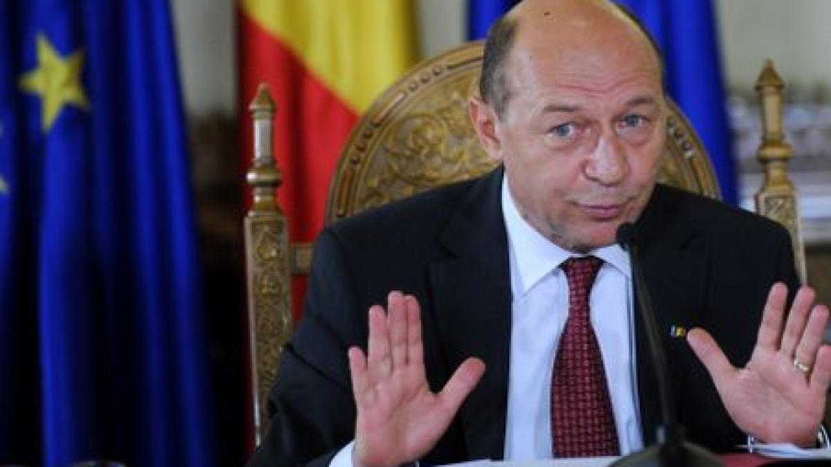 basescu moldovenii care primesc cetatenie romana stau in cea mai mare parte in romania video