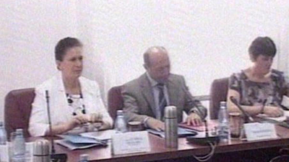 basescu participa la sedinta consiliului superior al magistraturii
