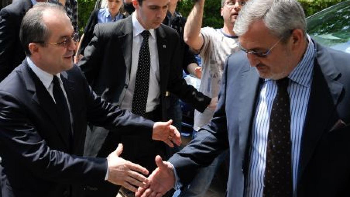 boc i am aratat cartonasul galben lui vladescu