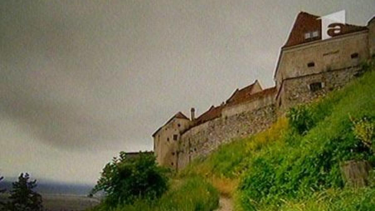 cetatile romaniei ruine vechi de sute de ani dispar incet datorita ignorantei autoritatilor video