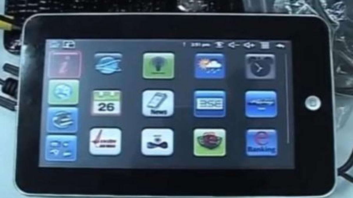 cel mai ieftin laptop din lume prezentat de indieni tableta cu touchscreen costa 35 de dolari foto