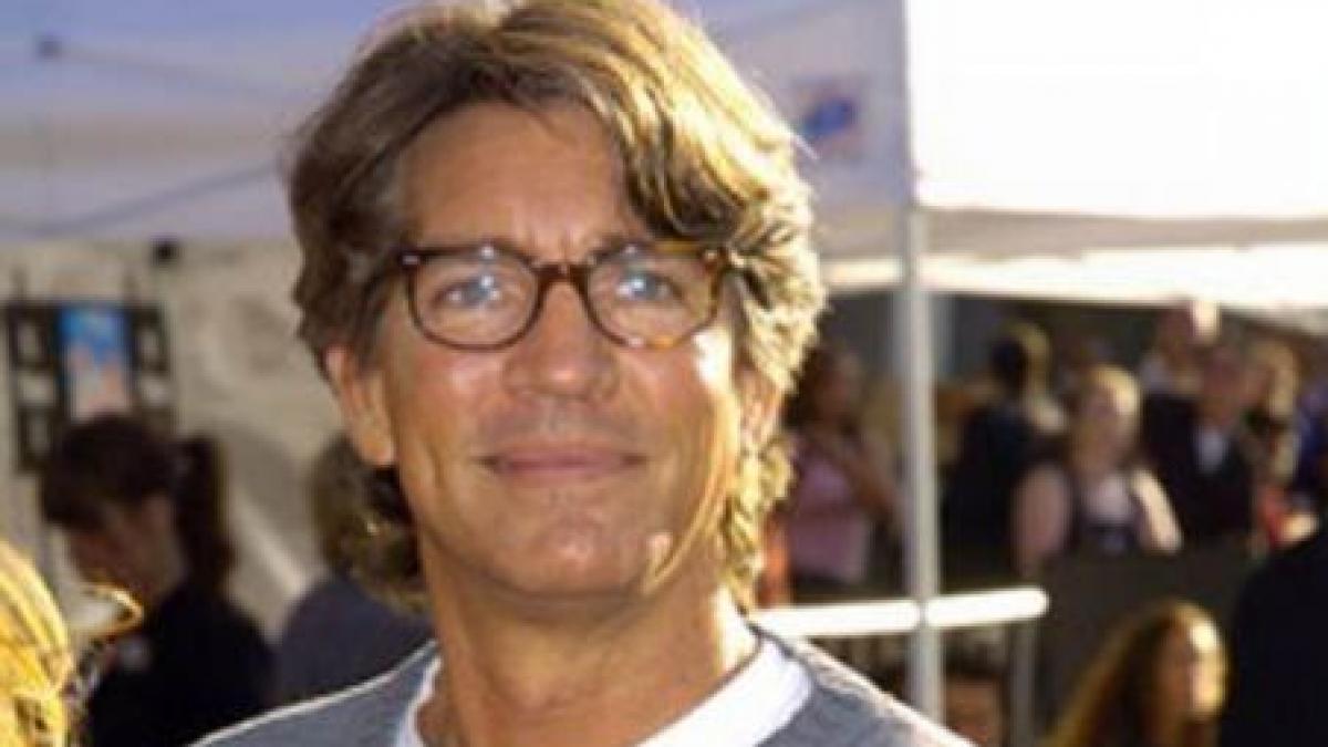 actorul eric roberts s a internat intr un centru de dezintoxicare in cadrul unei emisiuni tv