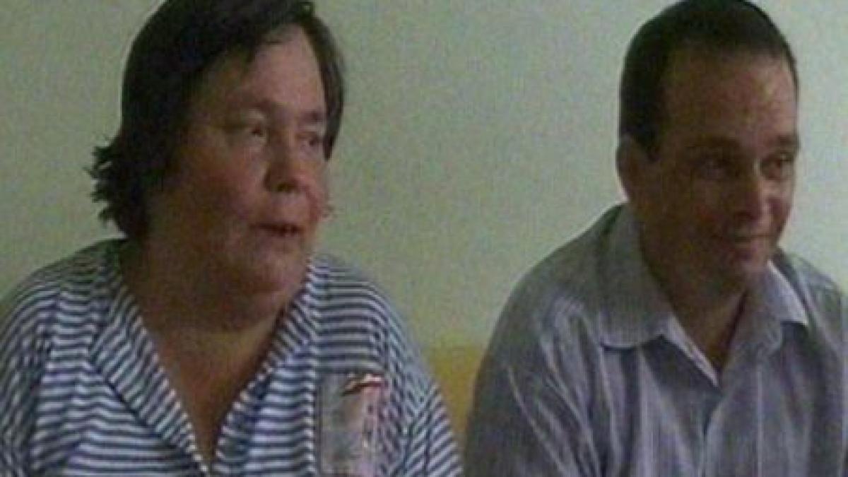 o mama si fiul ei s au reintalnit dupa 22 ani datorita unei politiste care l a recunoscut pe barbat