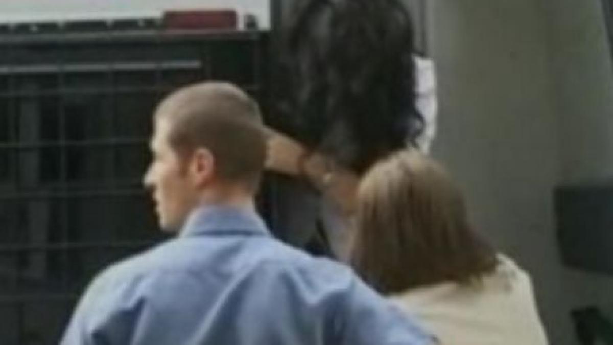 directoarea adjuncta a unei banci din gorj arestata preventiv pentru delapidare video