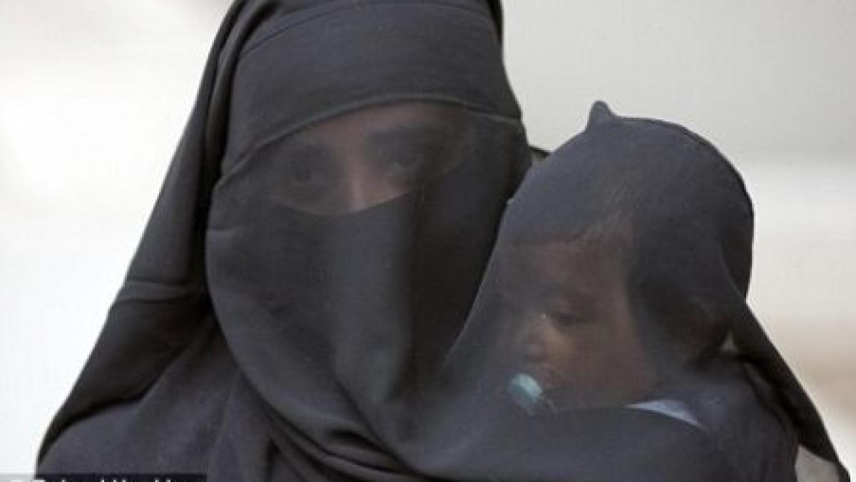 numarul doi al retelei al qaida a denuntat proiectul de lege care interzice portul valului integral