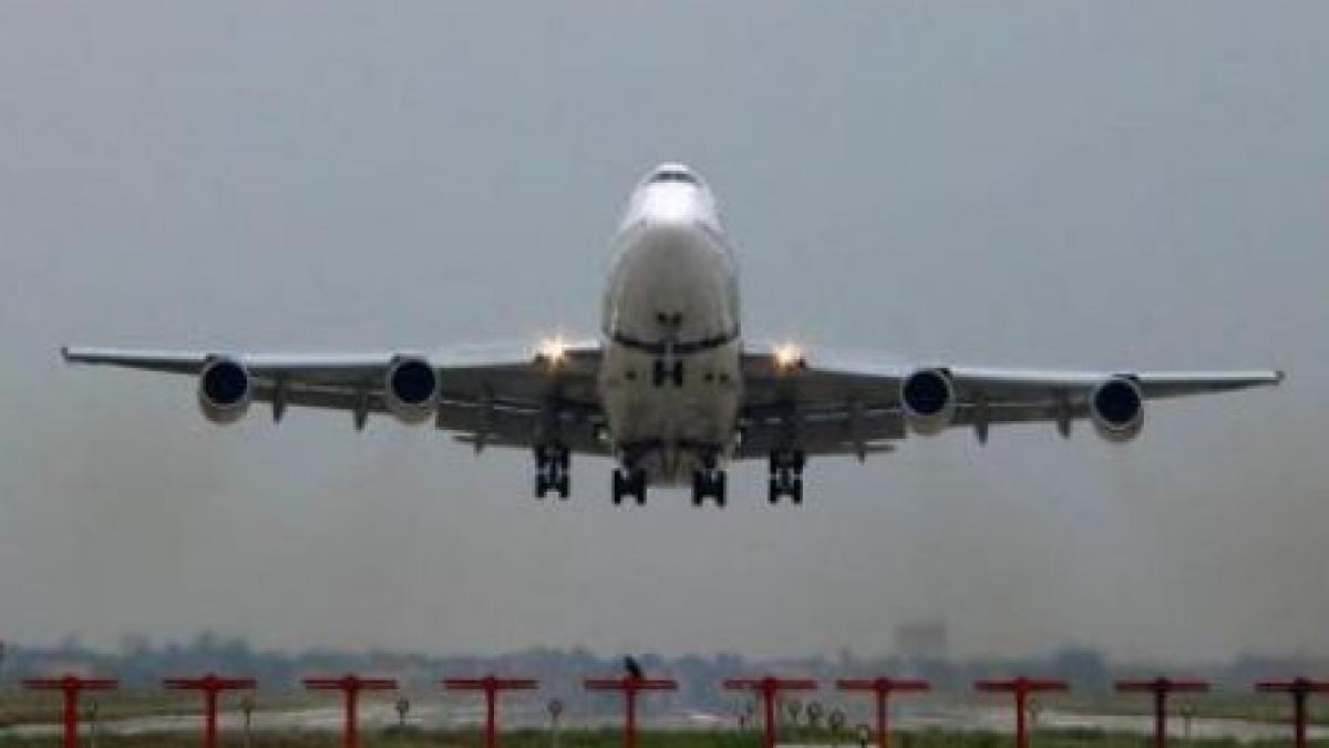 un avion de pasageri s a prabusit in pakistan toti cei 152 de pasageri au murit video