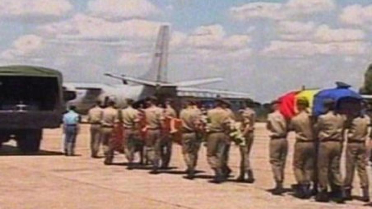 ceremonie de comemorare a militarului roman decedat in accidentul aviatic din bucegi video