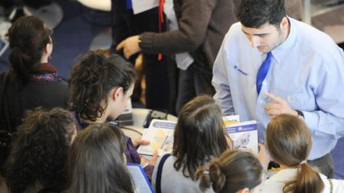 recensamant in grecia unul din cinci angajati lucreaza pentru stat