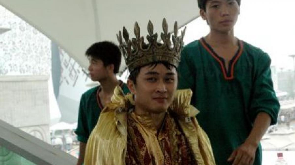 stefan cel mare in varianta chinezeasca la lansarea noului brand turistic al romaniei